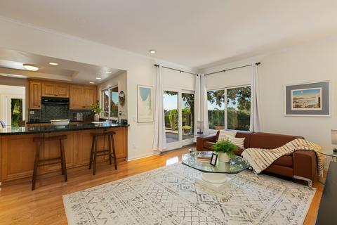 7091 Caminito Valverde, La Jolla, CA 92037 photo 10