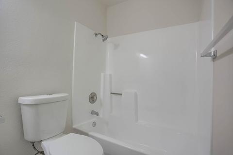 606 Oakleaf Dr, Oceanside, CA 92058 photo 27