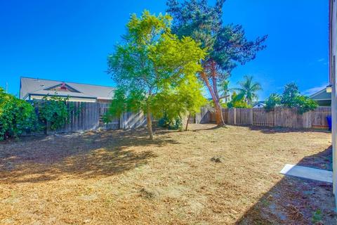 606 Oakleaf Dr, Oceanside, CA 92058 photo 5