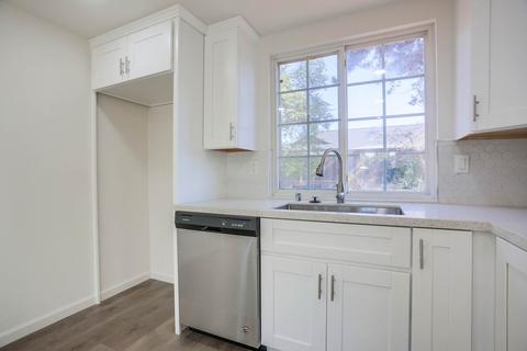 606 Oakleaf Dr, Oceanside, CA 92058 photo 12