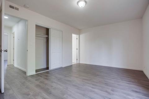606 Oakleaf Dr, Oceanside, CA 92058 photo 15