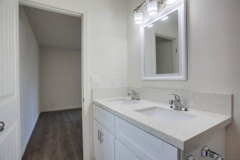 606 Oakleaf Dr, Oceanside, CA 92058 photo 21