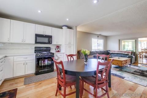 8567 Dobyns Dr, Santee, CA 92071 photo 3