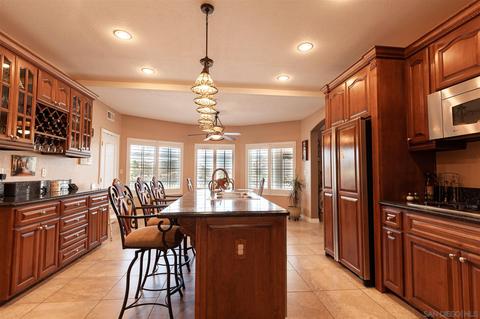 611 Alpine View Way, Alpine, CA 91901 photo 2