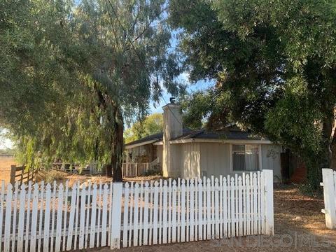 124 N 3rd St, El Cajon, CA 92019 photo 1