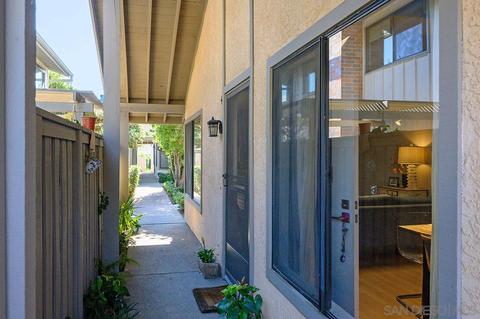 8187 Via Mallorca, La Jolla, CA 92037 photo 3