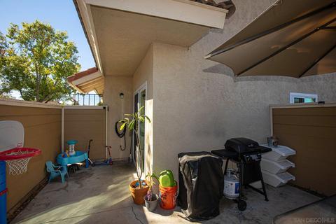 10722 Holly Mdws #A, Santee, CA 92071 photo 13