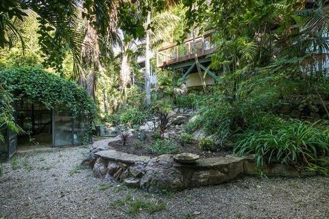 7667 Hillside Dr, La Jolla, CA 92037 photo 32