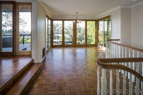 7667 Hillside Dr, La Jolla, CA 92037 photo 16