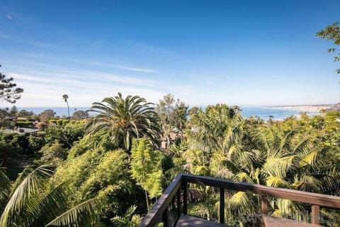 7667 Hillside Dr, La Jolla, CA 92037 photo 25
