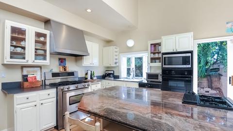 645 Westbourne St, La Jolla, CA 92037 photo 7