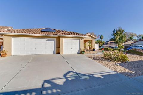490 Moraga Way, Oceanside, CA 92058 photo 2