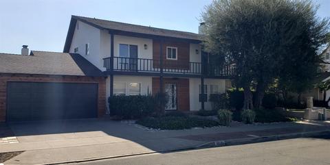 7545 El Paso St, La Mesa, CA 91942 photo 1