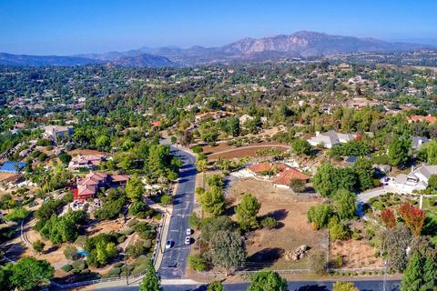 2747 Via Chinarros, Alpine, CA 91901 photo 43