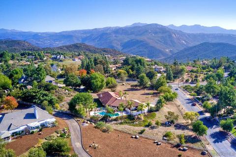 2747 Via Chinarros, Alpine, CA 91901 photo 45