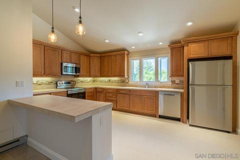 10 Country Glen Rd, Fallbrook, CA 92028 photo 14