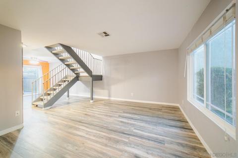 10626 Queen Jessica Ln, Santee, CA 92071 photo 5