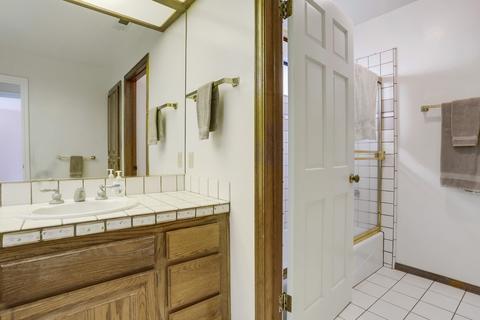 855 Sugarbush Dr, Vista, CA 92084 photo 30