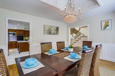 855 Sugarbush Dr, Vista, CA 92084 photo 7
