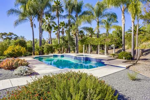 855 Sugarbush Dr, Vista, CA 92084 photo 42