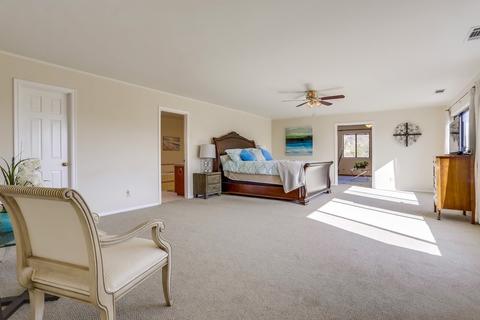 855 Sugarbush Dr, Vista, CA 92084 photo 32