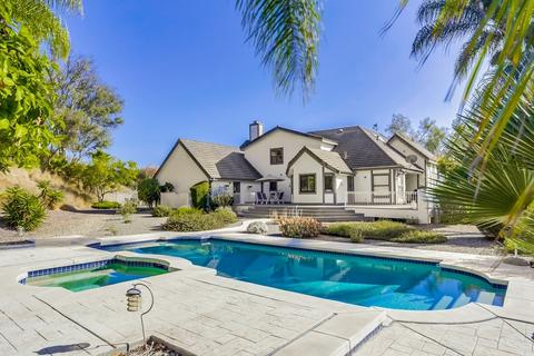 855 Sugarbush Dr, Vista, CA 92084 photo 1