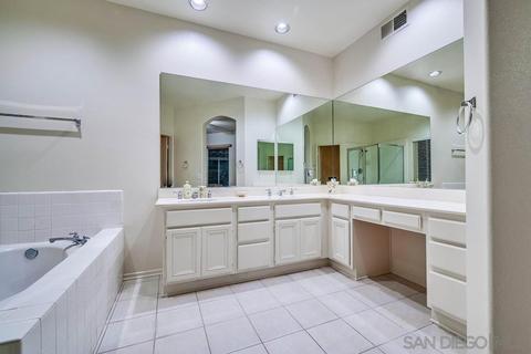 32392 Corte Palacio, Temecula, CA 92592 photo 17