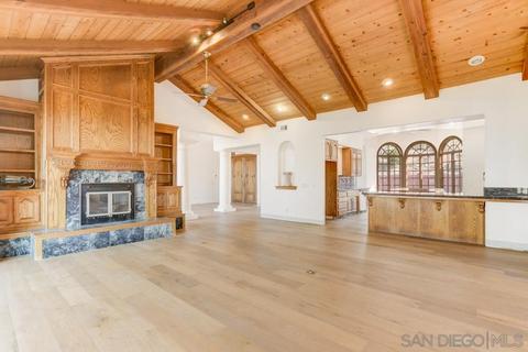 1762 Kings, Vista, CA 92084 photo 8