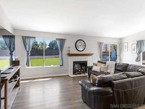 1256 E St, Ramona, CA 92065 photo 2