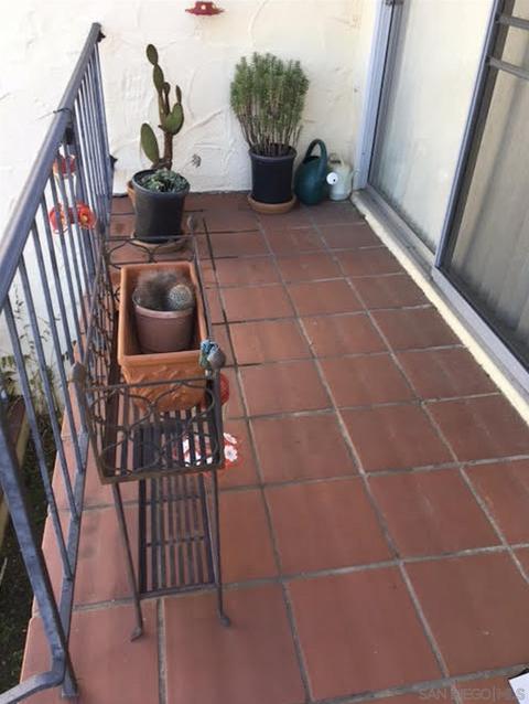 725 E 4th Ave #E, Escondido, CA 92025 photo 3