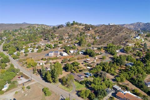 11155 Oakcreek Dr, Lakeside, CA 92040 photo 31