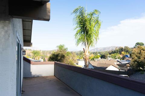 8826 Keemo Ct, Lakeside, CA 92040 photo 6