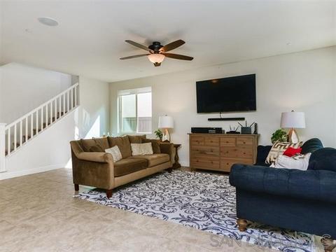 439 Machado, Vista, CA 92083 photo 5