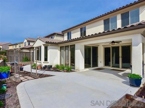 439 Machado, Vista, CA 92083 photo 18