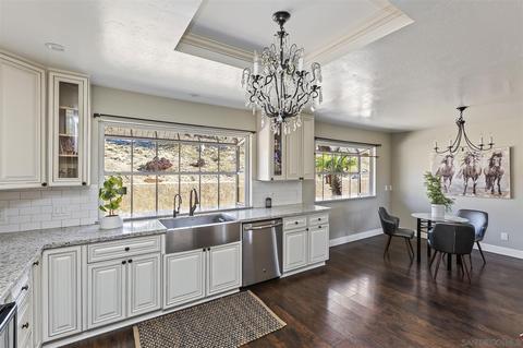 1604 Macadamia Dr, Fallbrook, CA 92028 photo 17