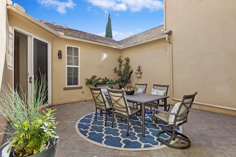 3264 Avenida La Cima, Carlsbad, CA 92009 photo 9