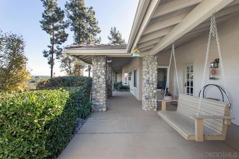 675 Elm Tree Ln, Fallbrook, CA 92028 photo 5