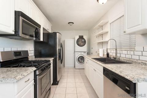 4615 Calle De Retiro, Oceanside, CA 92057 photo 5