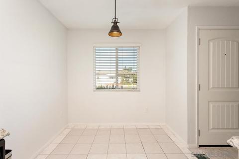4615 Calle De Retiro, Oceanside, CA 92057 photo 4