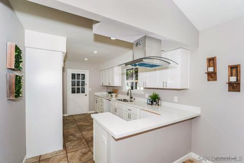 7413 Orien Ave, La Mesa, CA 91941 photo 8