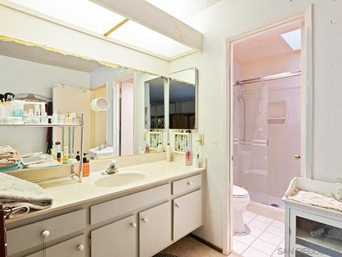2040 Vera Ln, Escondido, CA 92026 photo 11