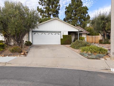 2040 Vera Ln, Escondido, CA 92026 photo 1