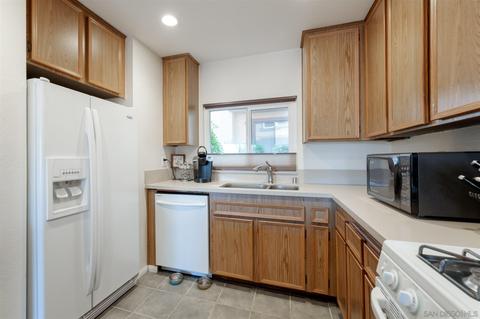 10783 Andrea Ter #A, Santee, CA 92071 photo 11