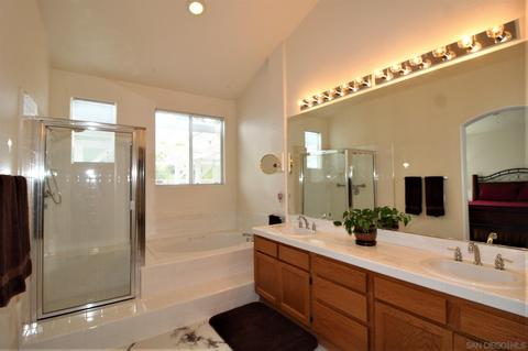 4980 Bella Collina St, Oceanside, CA 92056 photo 21
