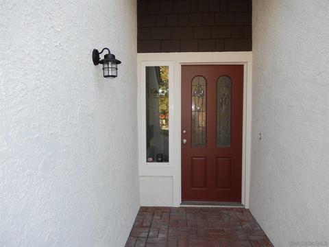 1095 Memory Ln, Escondido, CA 92026 photo 2