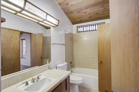 9450 Sunset Ave, La Mesa, CA 91941 photo 21