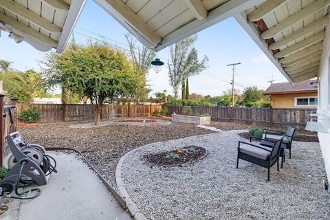 423 5th St, Ramona, CA 92065 photo 2