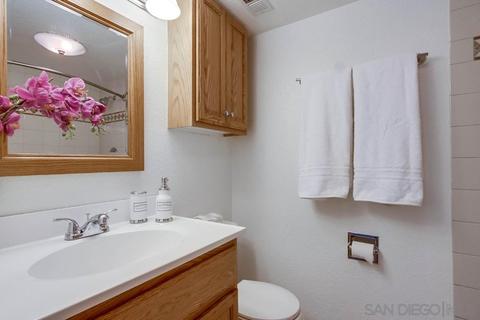 9428 Carlton Oaks Dr #C, Santee, CA 92071 photo 17