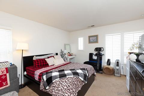 10466 Lake Breeze Dr, Spring Valley, CA 91977 photo 20