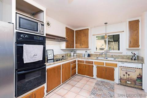 2826 Turnbull St, Oceanside, CA 92054 photo 11